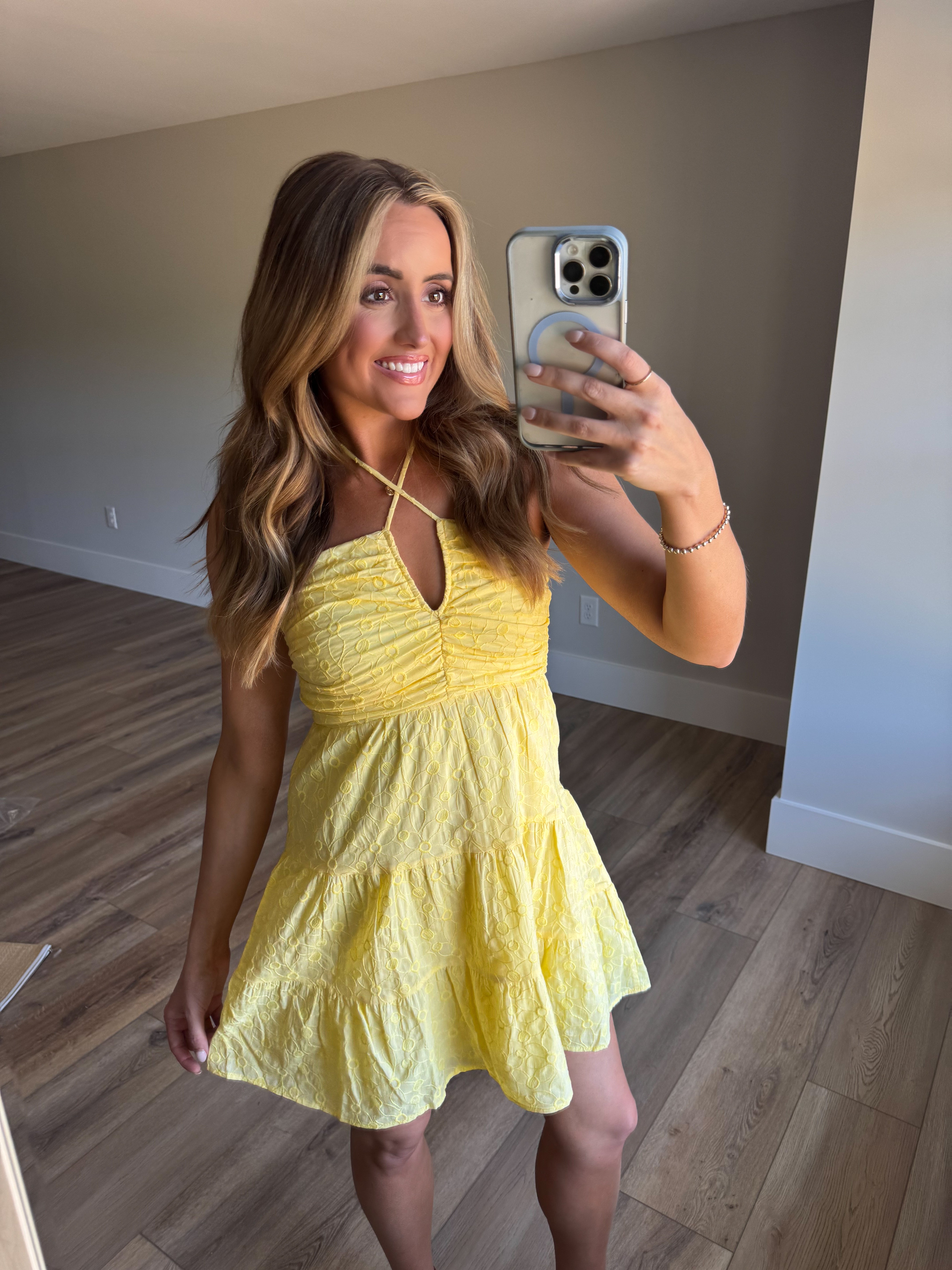 The Dandelion Halter Mini