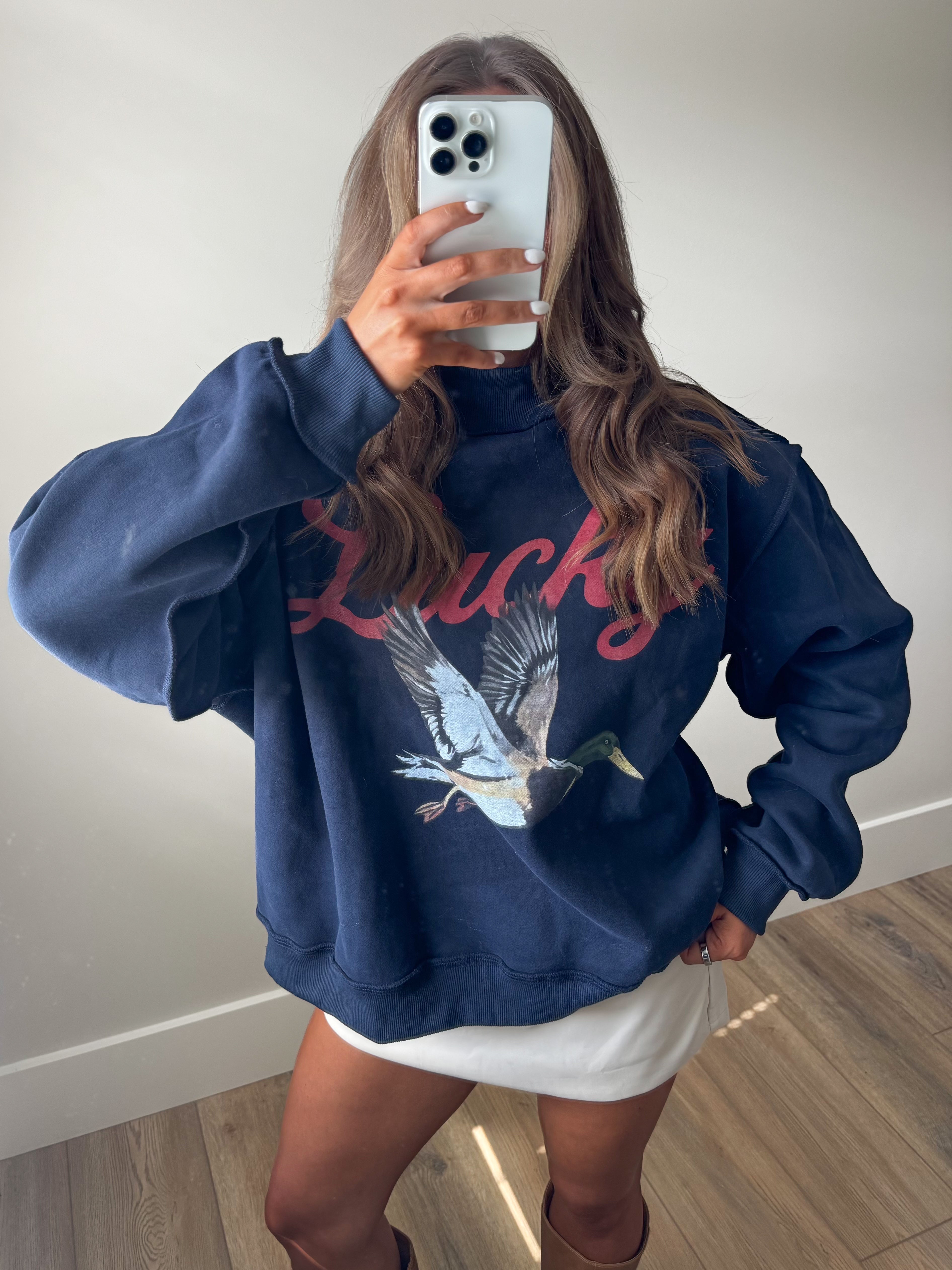 Lucky Duck Mockneck