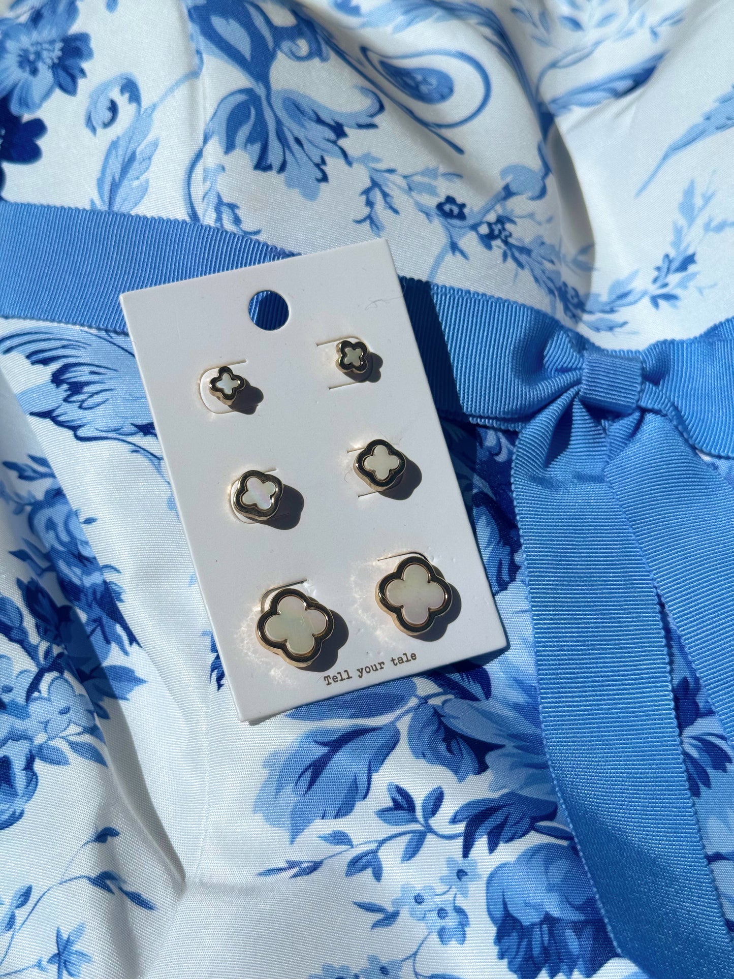 White Stud Pack