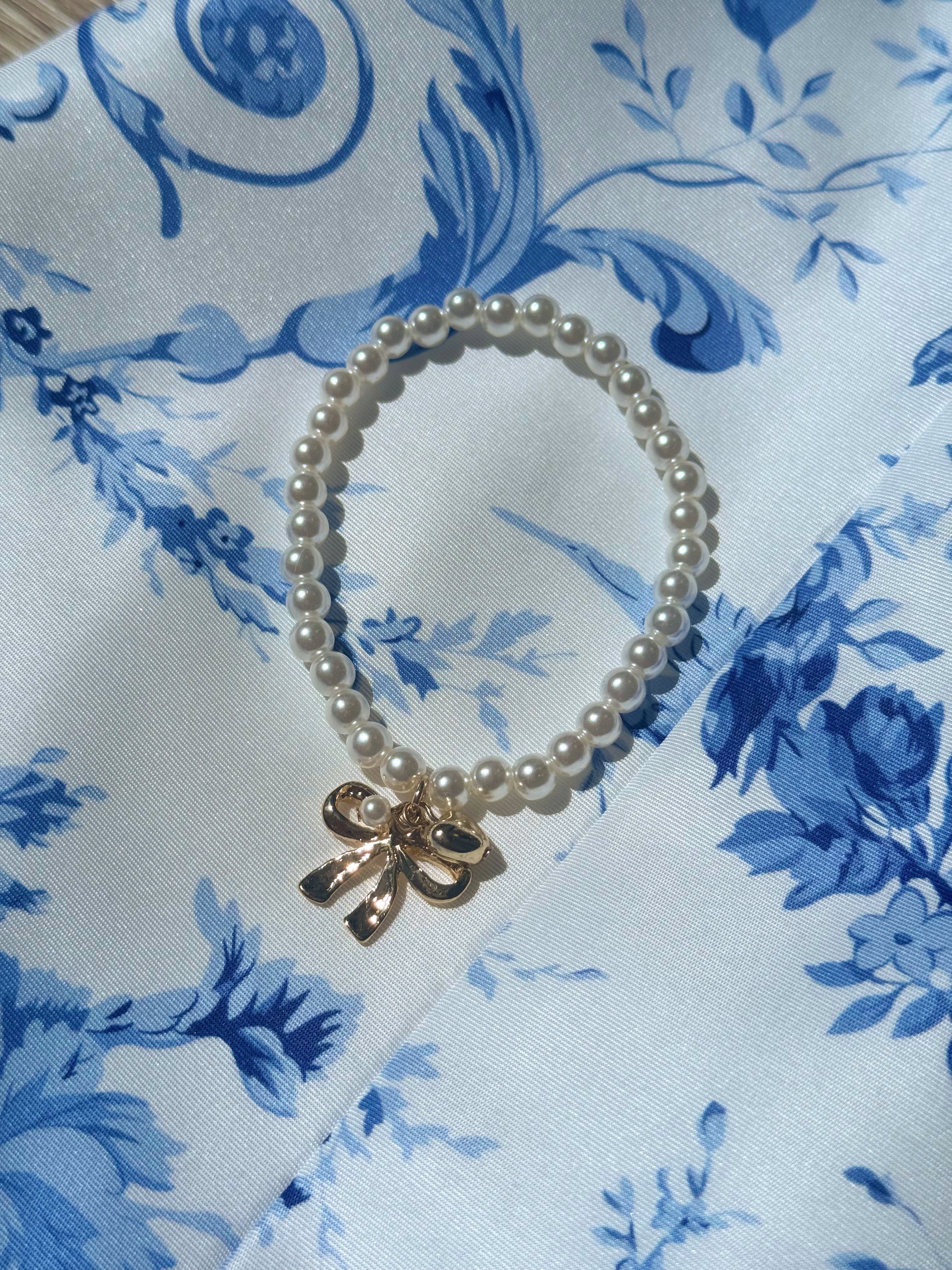 Pearl Bow Bracelet