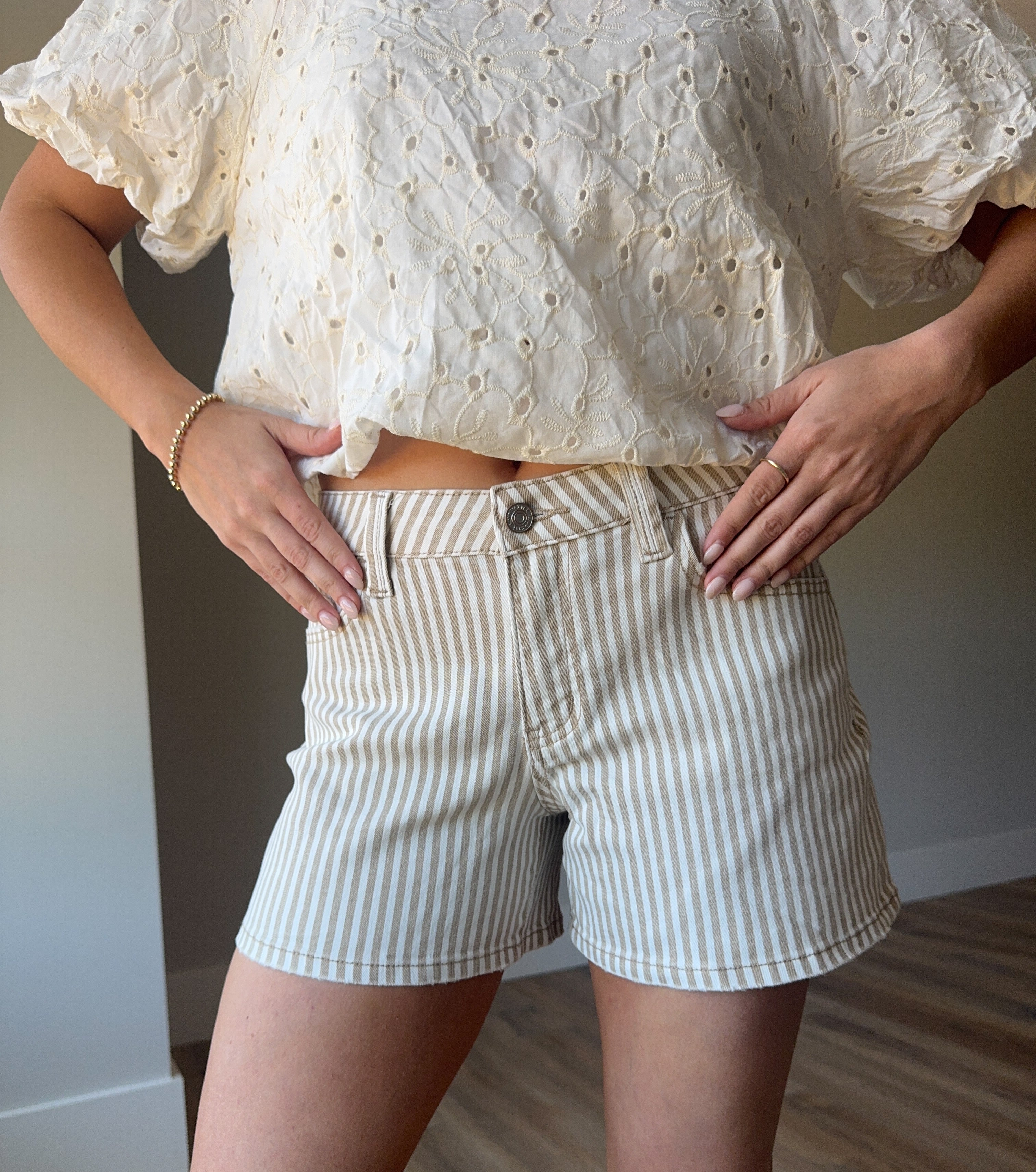 Mid Rise Stripe Mom Shorts
