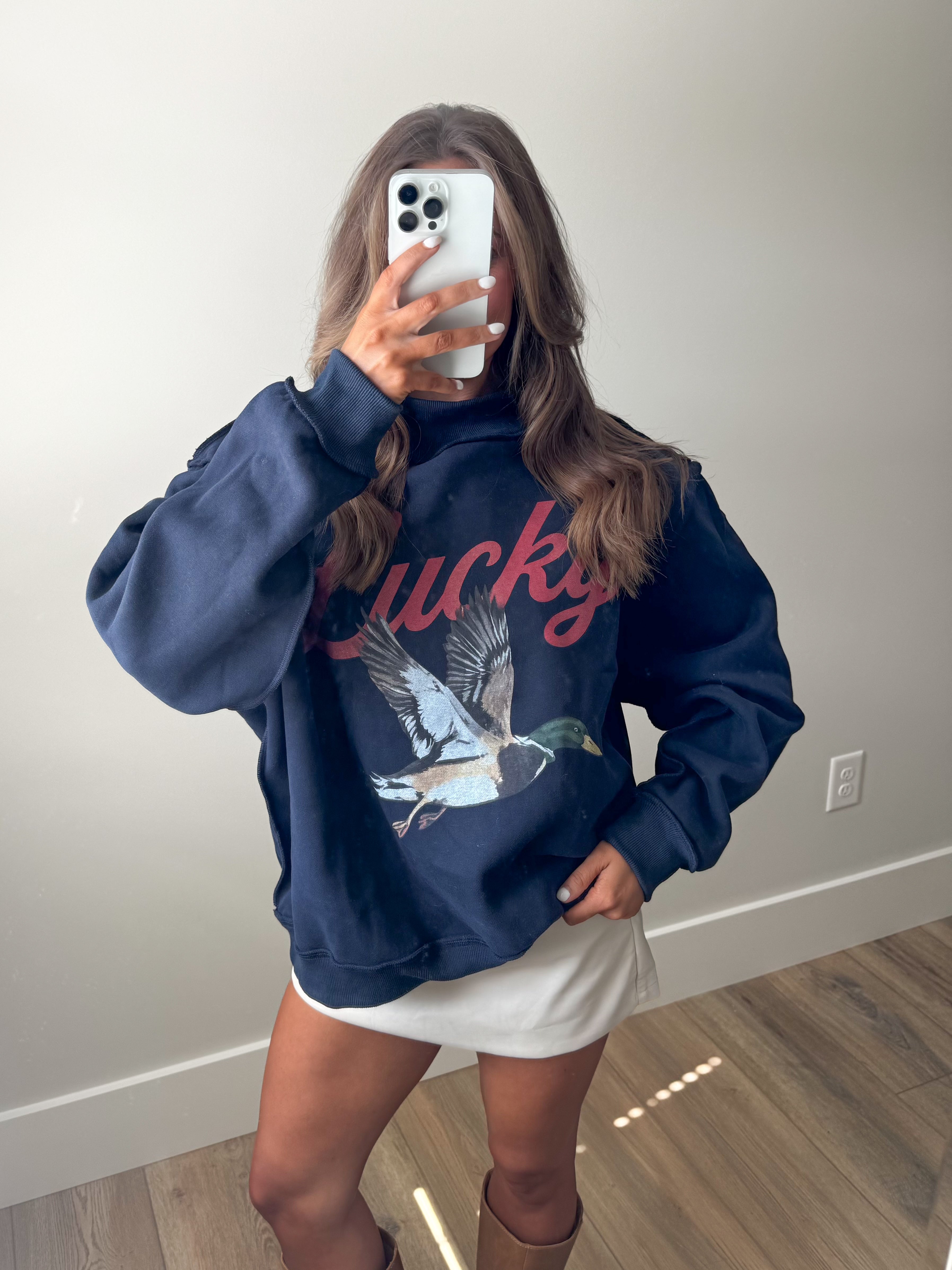 Lucky Duck Mockneck