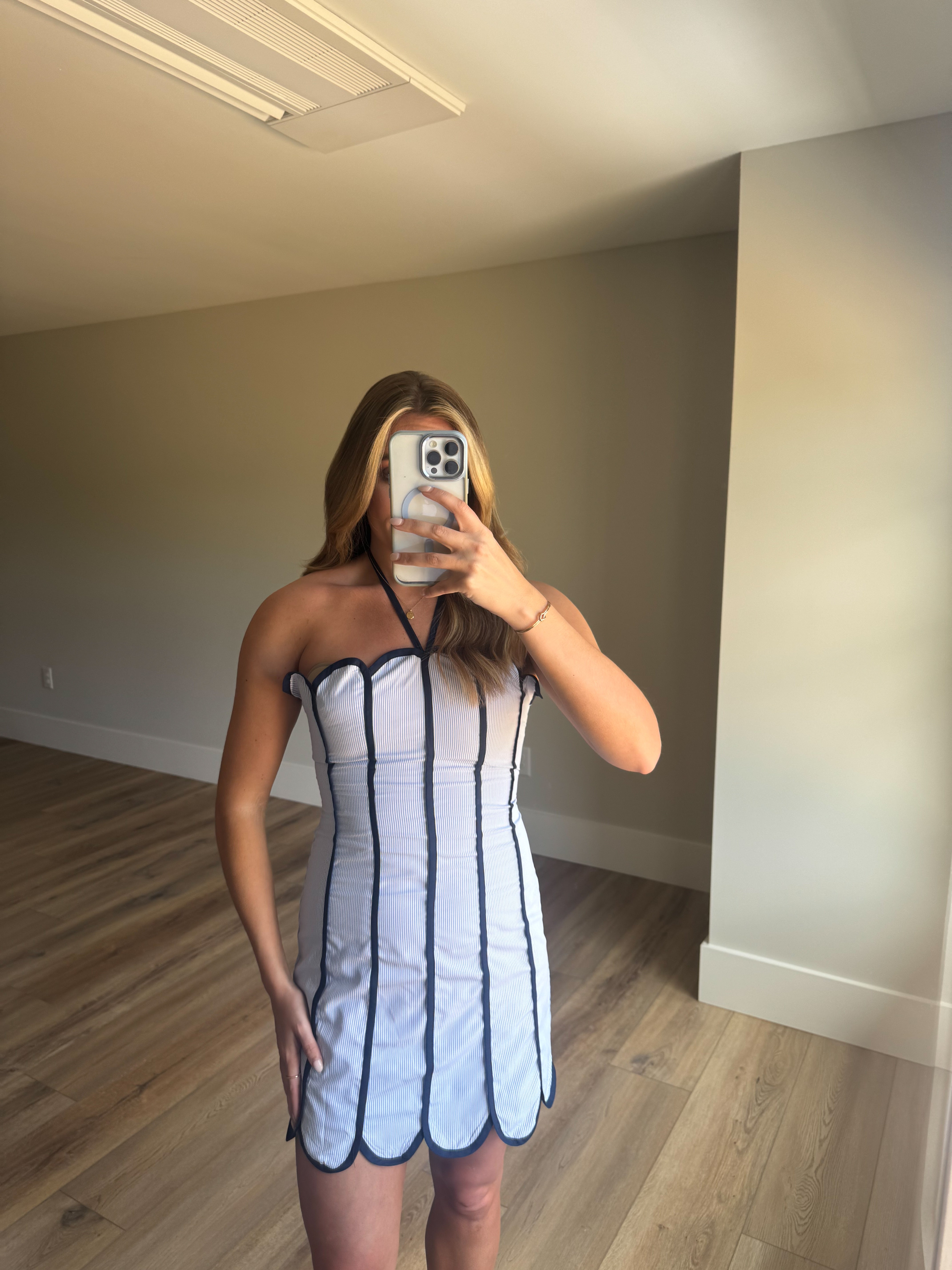 The Harbor Halter Mini